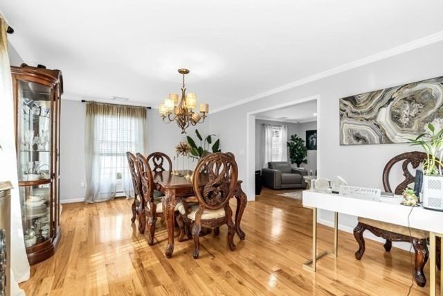 30 Johnson St, Peabody, MA 01960