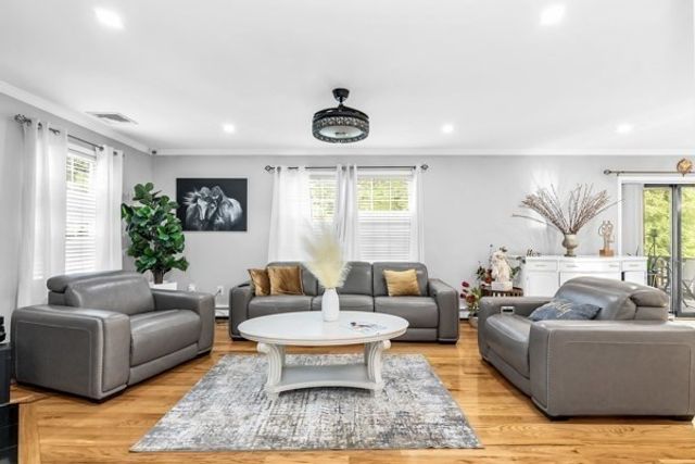 30 Johnson St, Peabody, MA 01960