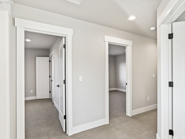 2006 E BADGER Way 2, La Center, WA 98629