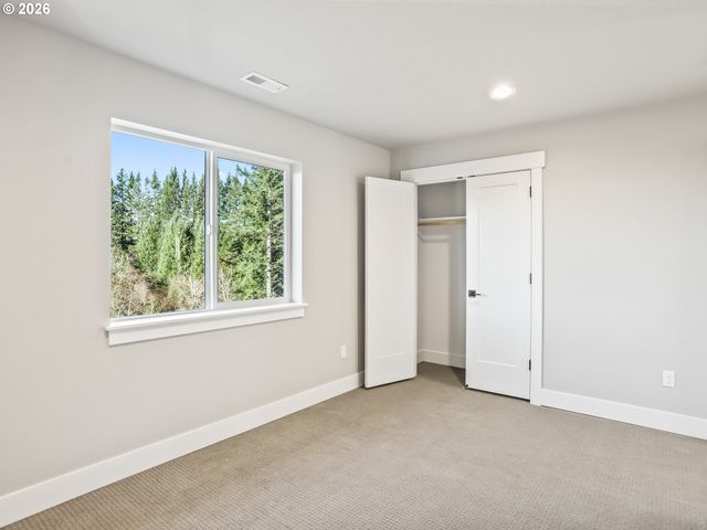 2006 E BADGER Way 2, La Center, WA 98629