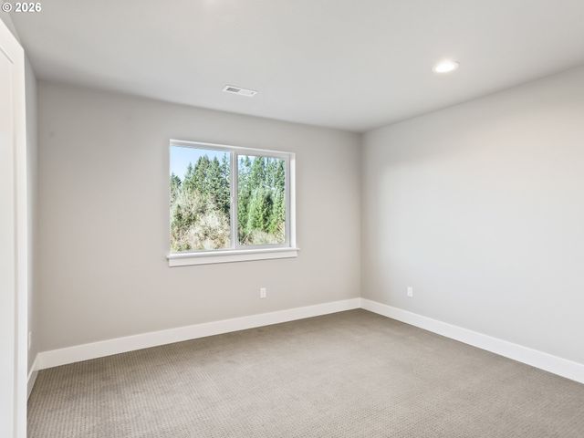 2006 E BADGER Way 2, La Center, WA 98629
