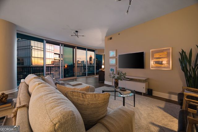 1080 Peachtree Street NE 3105, Atlanta, GA 30309