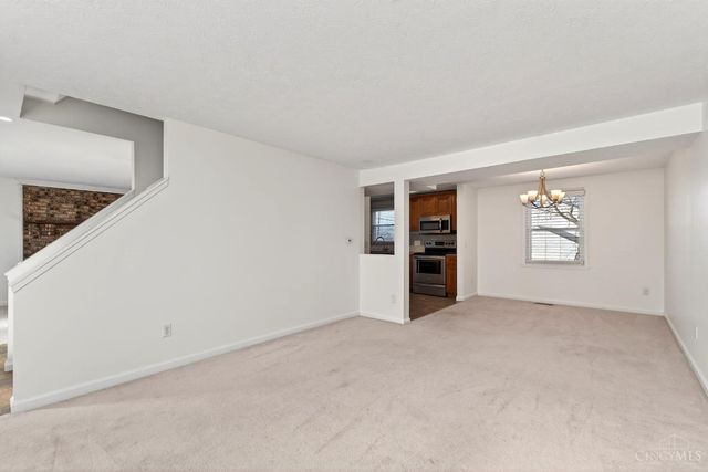 6978 Fallen Oaks Drive, Deerfield Twp., OH 45040