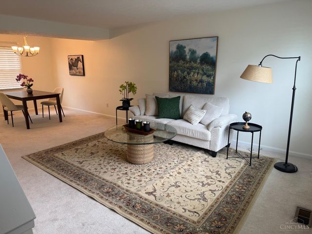 6978 Fallen Oaks Drive, Deerfield Twp., OH 45040