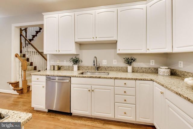 8026 KIDWELL TOWN CT, Vienna, VA 22182
