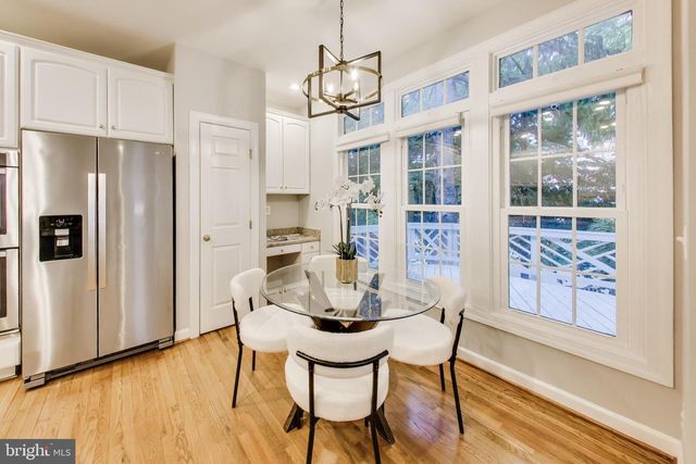 8026 KIDWELL TOWN CT, Vienna, VA 22182