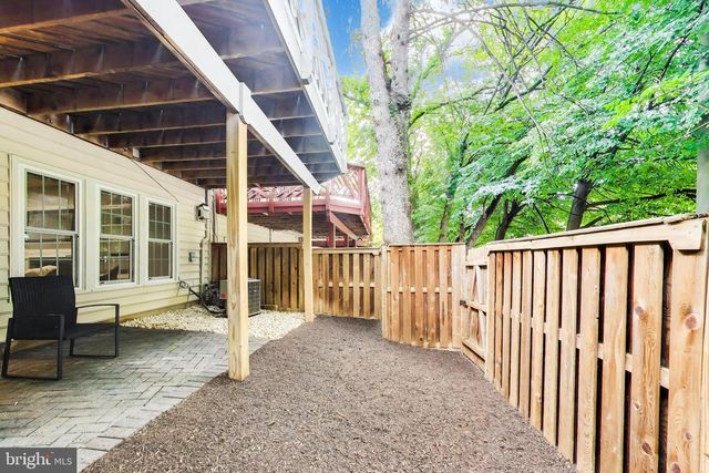 8026 KIDWELL TOWN CT, Vienna, VA 22182