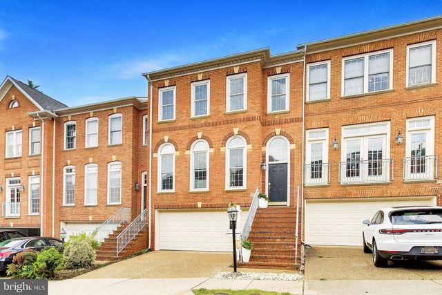 8026 KIDWELL TOWN CT, Vienna, VA 22182