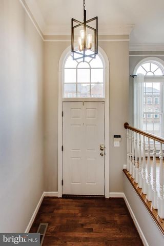 8026 KIDWELL TOWN CT, Vienna, VA 22182