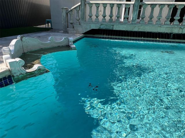 4575 Post Ave, Miami Beach, FL 33140