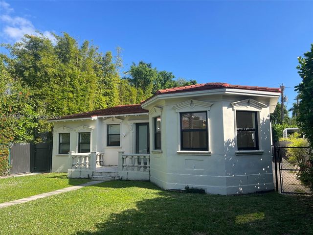 4575 Post Ave, Miami Beach, FL 33140