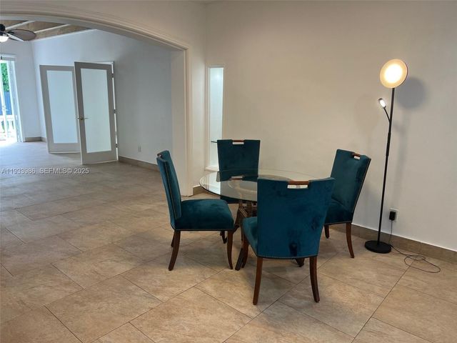 4575 Post Ave, Miami Beach, FL 33140