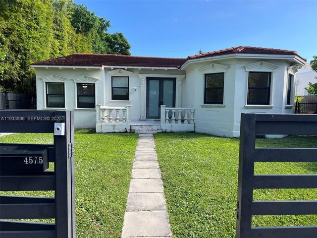 4575 Post Ave, Miami Beach, FL 33140