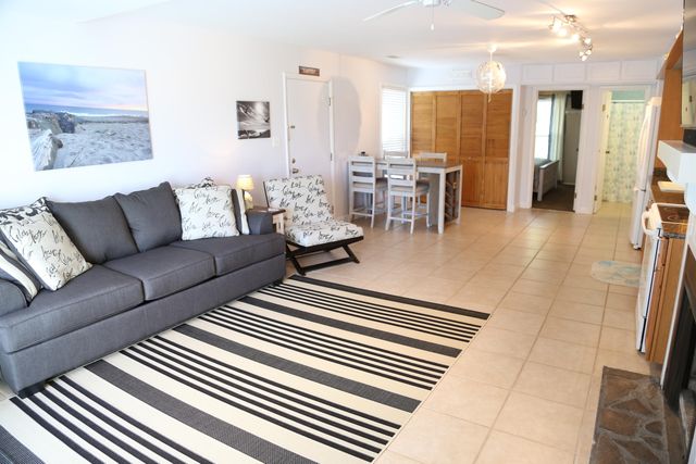 248 Driftwood Lane, Edisto Island, SC 29438