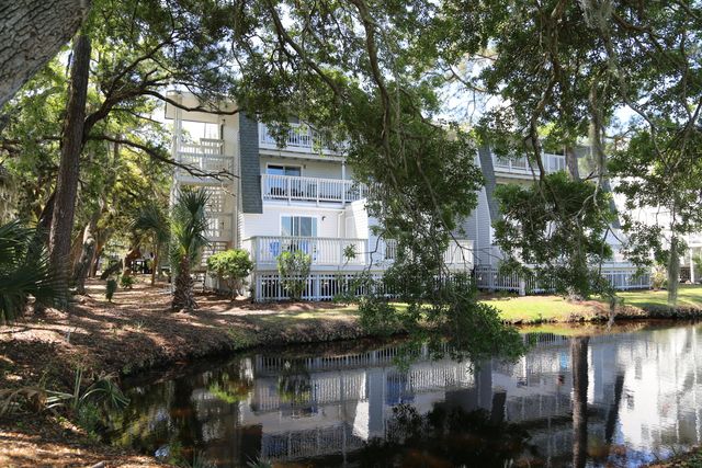 248 Driftwood Lane, Edisto Island, SC 29438