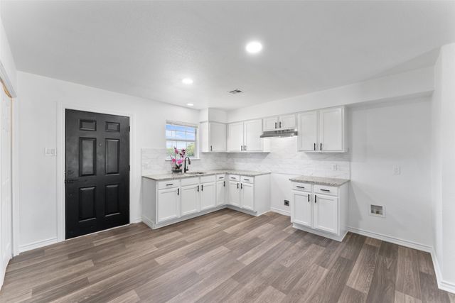 422 Mark Street, Hillsboro, TX 76645