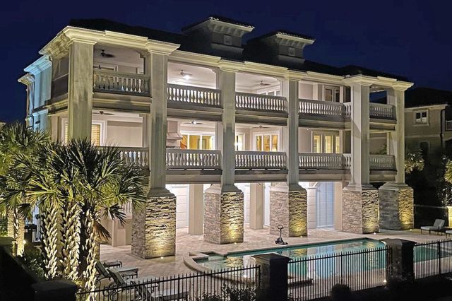 8908 N N Ocean Blvd., Myrtle Beach, SC 29572