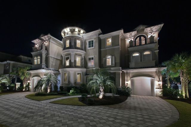 8908 N N Ocean Blvd., Myrtle Beach, SC 29572