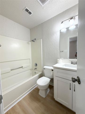 1915 Margalene WAY B, Austin, TX 78728