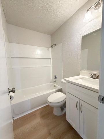 1915 Margalene WAY B, Austin, TX 78728