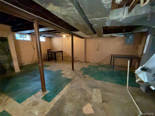 8614 Hubbell Street, Detroit, MI 48228