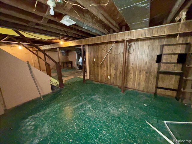 8614 Hubbell Street, Detroit, MI 48228