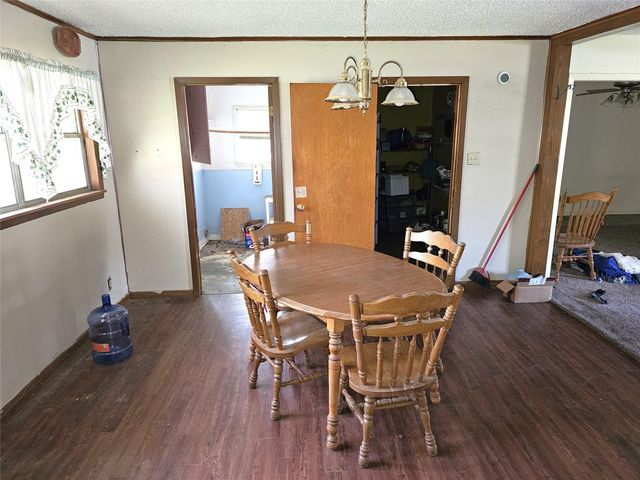 216 Westwood Road, Palestine, TX 75803