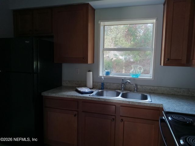 5527 GRAYWOOD Road, Jacksonville, FL 32207