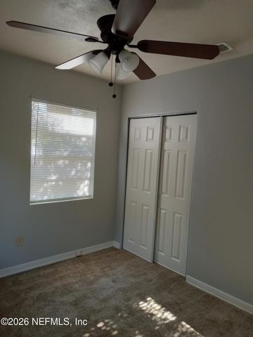 5527 GRAYWOOD Road, Jacksonville, FL 32207