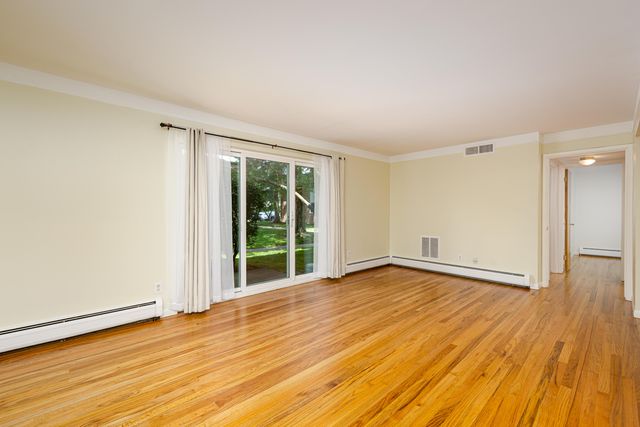 1213 Island Drive 101, Ann Arbor, MI 48105