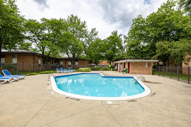 1213 Island Drive 101, Ann Arbor, MI 48105
