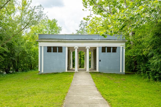 1213 Island Drive 101, Ann Arbor, MI 48105