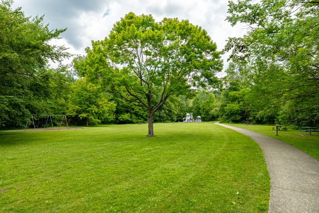 1213 Island Drive 101, Ann Arbor, MI 48105
