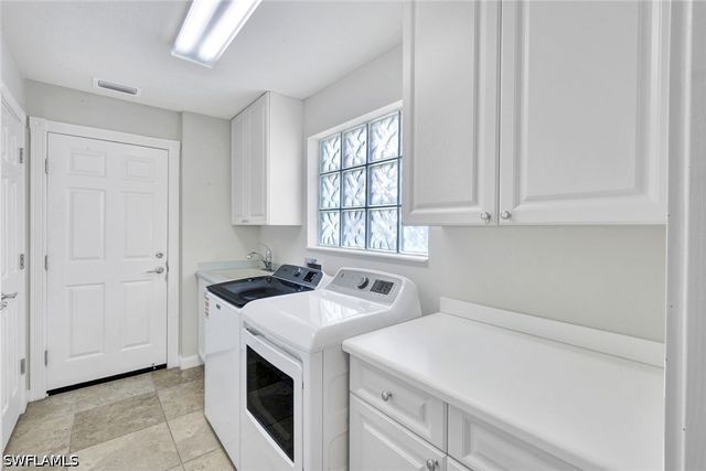 28820 Xenon WAY, Bonita Springs, FL 34135