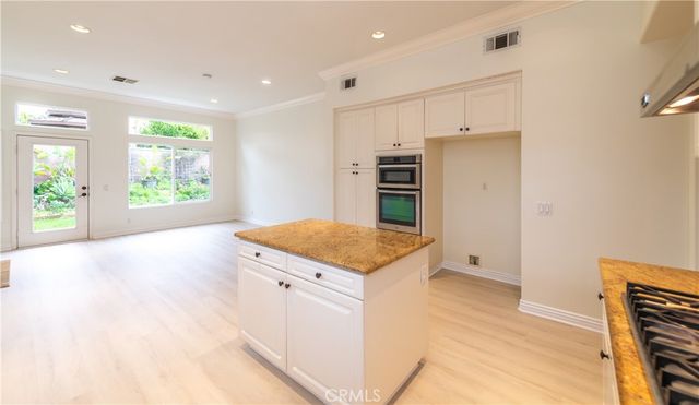 58 Oakhurst Road, Irvine, CA 92620