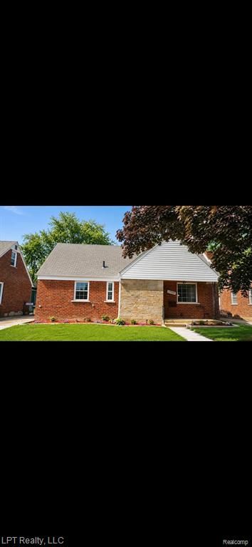 17599 Pinehurst Street, Detroit, MI 48221