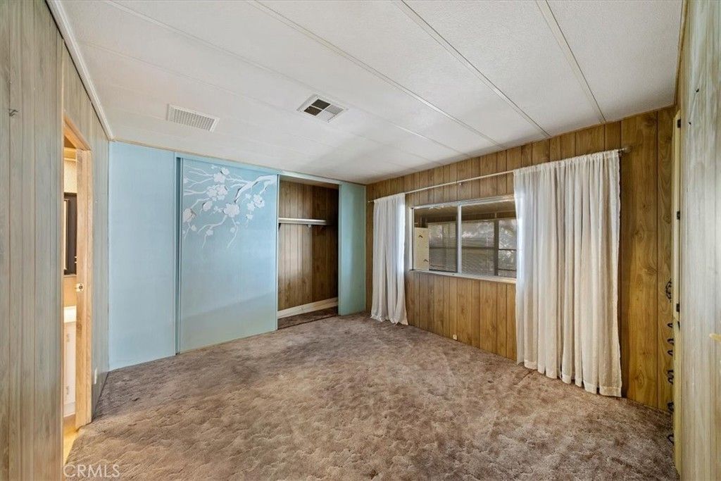 Image 21 of property listing at 7501 Palm, Yucca Valley, CA 92284