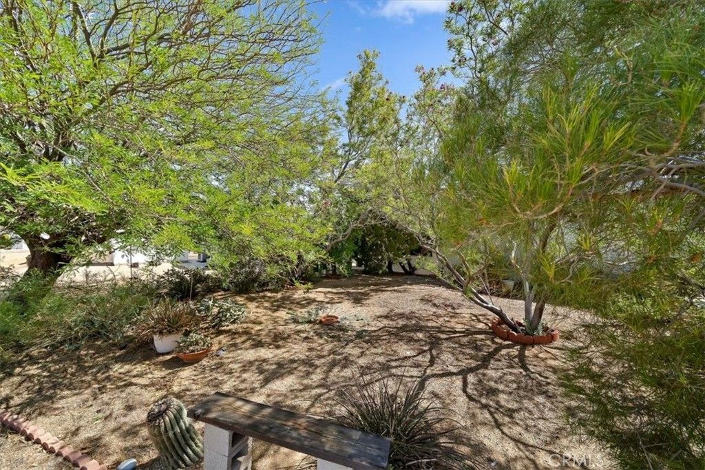 Image 30 of property listing at 7501 Palm, Yucca Valley, CA 92284