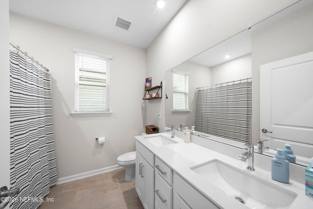 3167 LAGO VISTA Drive, Green Cove Springs, FL 32043