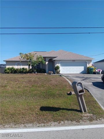1017 Nelson RD N, Cape Coral, FL 33993