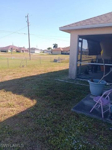 1017 Nelson RD N, Cape Coral, FL 33993