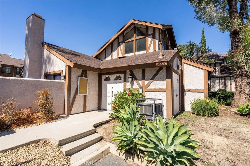1074 S Mountain, Ontario, CA 91762 — photo 2