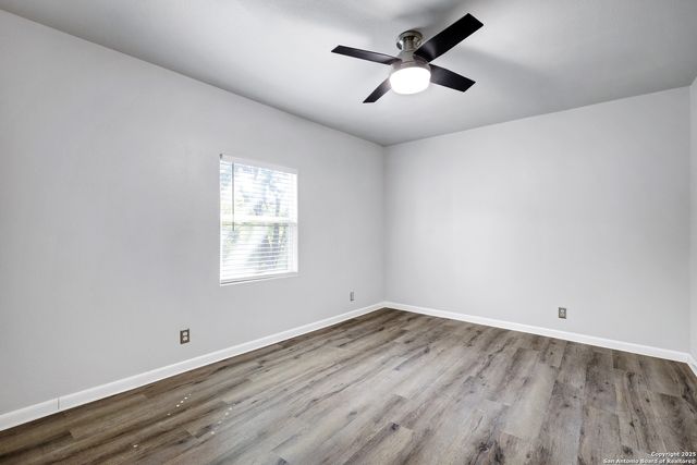 1016 E borgfeld, San Antonio, TX 78260