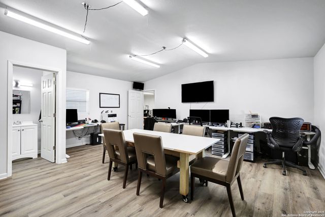 1016 E borgfeld, San Antonio, TX 78260