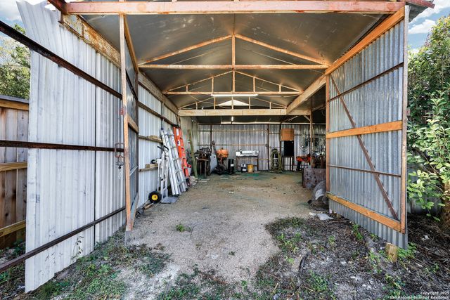 1016 E borgfeld, San Antonio, TX 78260