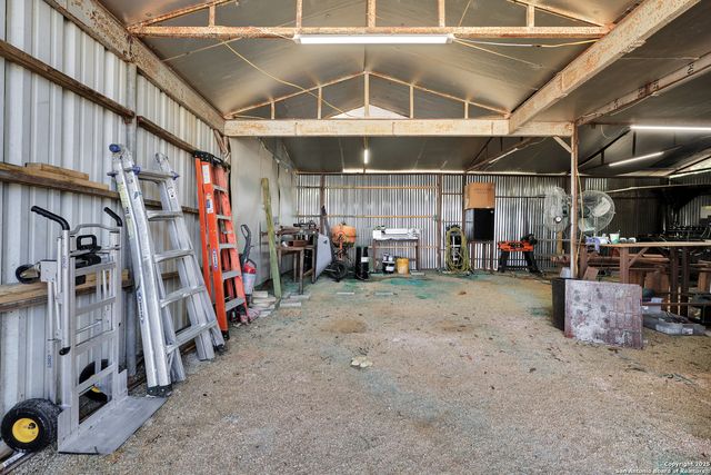 1016 E borgfeld, San Antonio, TX 78260