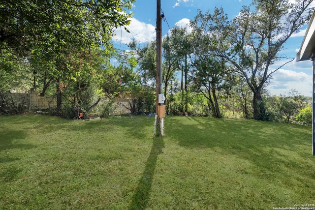 1016 E borgfeld, San Antonio, TX 78260