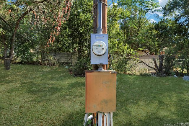 1016 E borgfeld, San Antonio, TX 78260