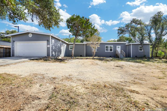 1016 E borgfeld, San Antonio, TX 78260