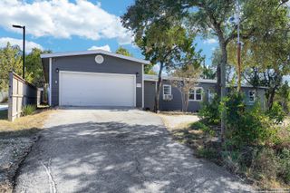 1016 E borgfeld, San Antonio, TX 78260